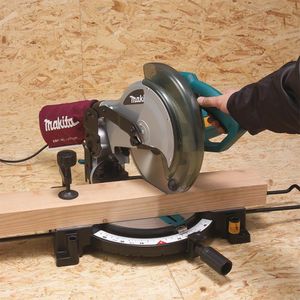 Serra Esquadria 127 V 1500 W Makita