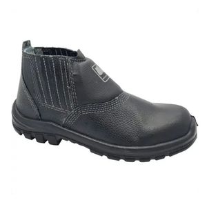 Bota De Couro Nº39 Com Elástico e Bico Bracol