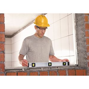 Nível 600 Mm 24" em Alumínio com Três Ampolas Tramontina