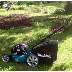 Cortador de Grama a Gasolina PLM4627N Makita